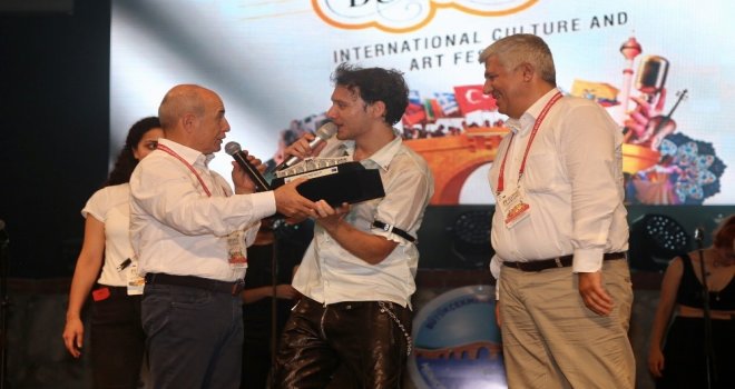 Edisin Binlerce Hayranı Büyükçekmeceye Akın Etti