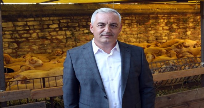 Eyüpsultanda 50 Şehit İçin 50 Kurban Kesildi