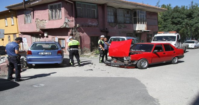 Ispartada Trafik Kazası: 1 Yaralı