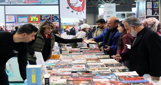 Van Kitap Fuarını 250 Bin Kitapsever Ziyaret Etti