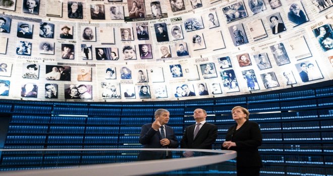 Merkele Fahri Doktora Unvanı Verildi