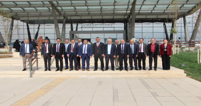 Komşu İllerin Sağlık Müdürleri Şehir Hastanesini İnceledi