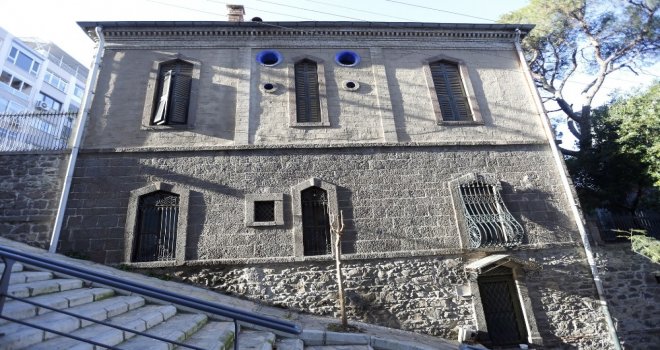 Tarihi Köşk Gençlik Merkezi Oluyor