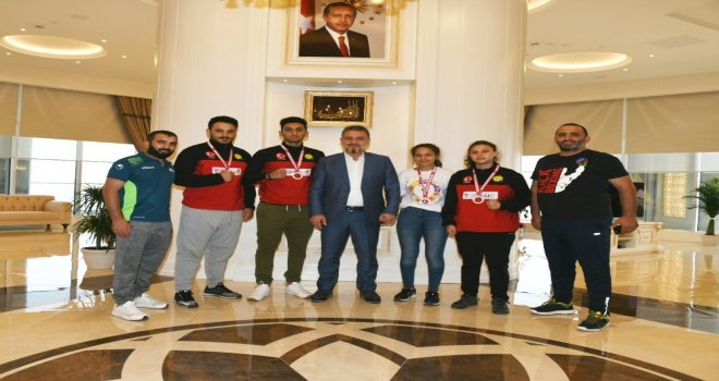 Milli Gururlarımızın Rotası Dünya Şampiyonluğu