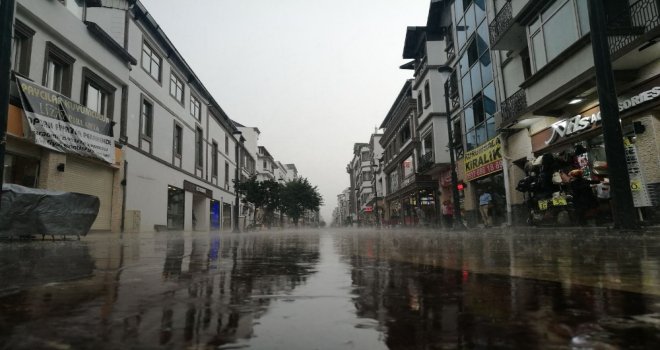 Ordu Yağmura Teslim