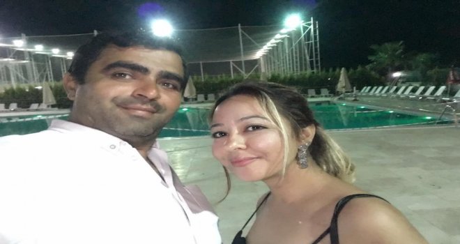 Misafirliğe Gittikleri Evde Öldüren Çift Son Yolculuklarına Birlikte Uğurlandı