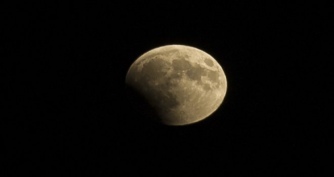 Yüzyılın En Uzun Kanlı Ay Tutulması Ankara Semalarından İzlendi