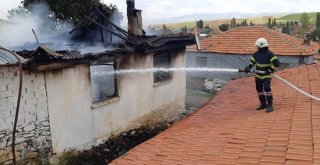 Sandıklıda Ev Yangını