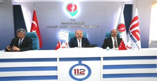 Vali Varoldan Muhtarlarla Toplantı