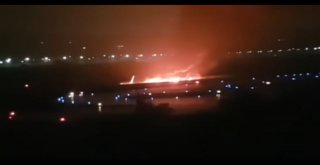 Rus Uçağı Pistten Çıkarak Yandı, Thy Geri Döndü