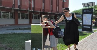 Ege Rektörlüğünden Yoğun Alanlara Su Sebilleri