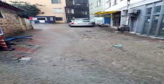 İstanbulda Beklenen Yağış Başladı