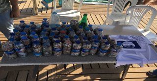 Minikler Yerlerden Çöp Toplayarak Örnek Oldu