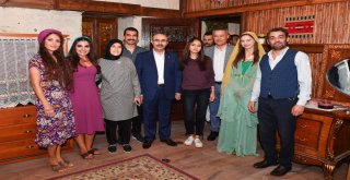 Vali Demirtaş Dizi Setlerinde