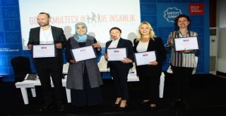 Kartepe Zirvesinde Göçün Çocukları Unutulmadı