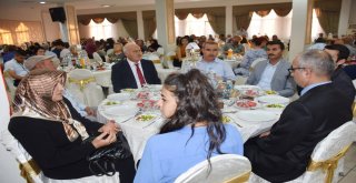 Gazi Ve Şehit Yakınları 15 Temmuz Yemeğinde Buluştu