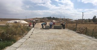 Çaldıranda Yol Yapım Çalışması