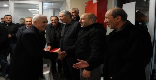 Mustafa Bozbeyi Zeybek Oynayarak Karşıladılar