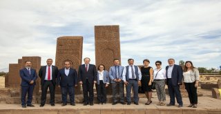 Büyükelçi Christian Berger, Ahlatı Gezdi