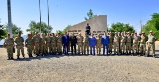 Vali Güzeloğlu Licedeki Üs Bölgelerinde İncelemelerde Bulundu