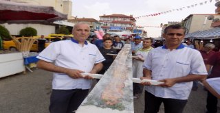 Rekorun Ustaları 8,40 Santimlik Pide Yaptı