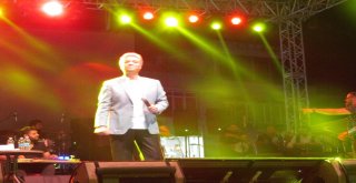 Gebzede Cengiz Kurtoğlu Rüzgarı Esti