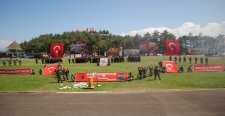 Komando Teğmenler Brövelerini Aldı