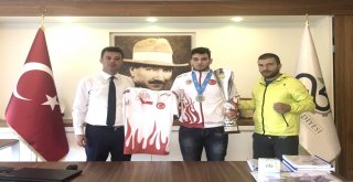 Çorlulu Sporcu Dünya Şampiyonu