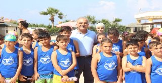 Samandağda 800 Çocuğa Yüzme Kursu