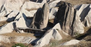 Dünya Harikası Peribacaları Katlediliyor