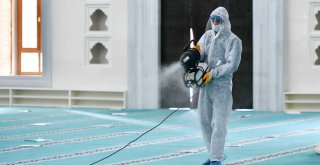 BÜYÜKŞEHİR'DEN CAMİLERDE TEMİZLİK SEFERBERLİĞİ