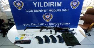 Kalaşnikoflu Soyguncu Tutuklandı
