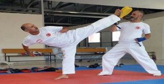 Milli Antrenör Sinan Demir: Spor, Çocuklarda Fiziksel-Zihinsel Ve Sosyal Gelişimi Amaçlar