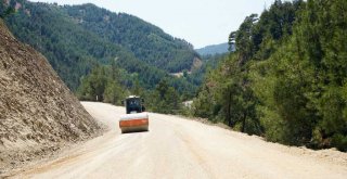 Andırın – Merkez Ulaşımını 20 Kilometre Kısaltacak Yol Tamamlanıyor