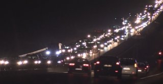Bursada Bayram Tatili Trafiği, Kilometrelerce Kuyruk Oluştu