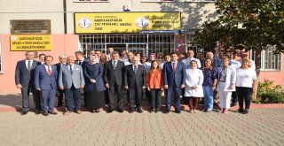 Validen Öğrencilere Teknoloji Uyarısı