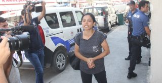 Kocasını Takip Edip Başka Kadınla Yakaladı