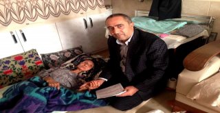 Nüfus Müdürü Fatma Ninenin Ayağına Gitti