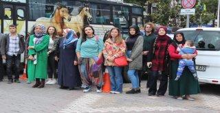 Karacabey Belediyesinden Öğrencilere Servis İmkânı