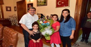 Başkan Can, Çocuk Evi Sakinleriyle Bir Araya Geldi