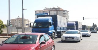 Sınıra Askeri Sevkıyat Sürüyor