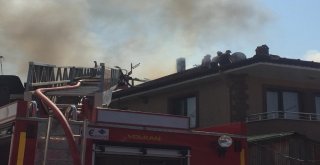 Sakaryada Çatı Yangını Paniğe Neden Oldu