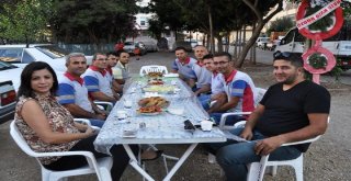 Yeşilyurt Mahalle Muhtarından Temizlik İşçilerine Kahvaltı