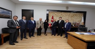 Afyonkarahisar Basın Yayın Derneğinden Başkan Çobana Ziyaret