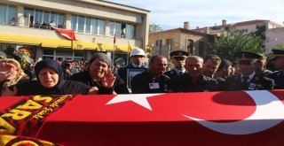 İzmir Şehidini Uğurladı