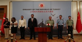 Çinde Zafer Bayramı Coşkusu