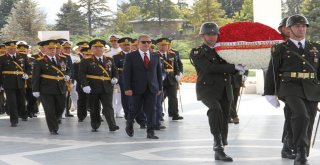 Bakan Akar: Azim Ve Kararlılıkla Mücadelemiz Devam Edecek
