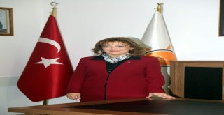 Merhum Menderes Bu Ülkeye Hizmet Etmekten Başka Bir Gayeye Sahip Değildi