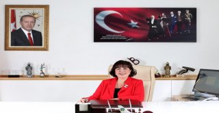 İstanbul Ve Antalya Havalimanları Ağustosta Yüksekten Uçtu