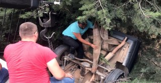 Otomobil Okulun Bahçesine Uçtu